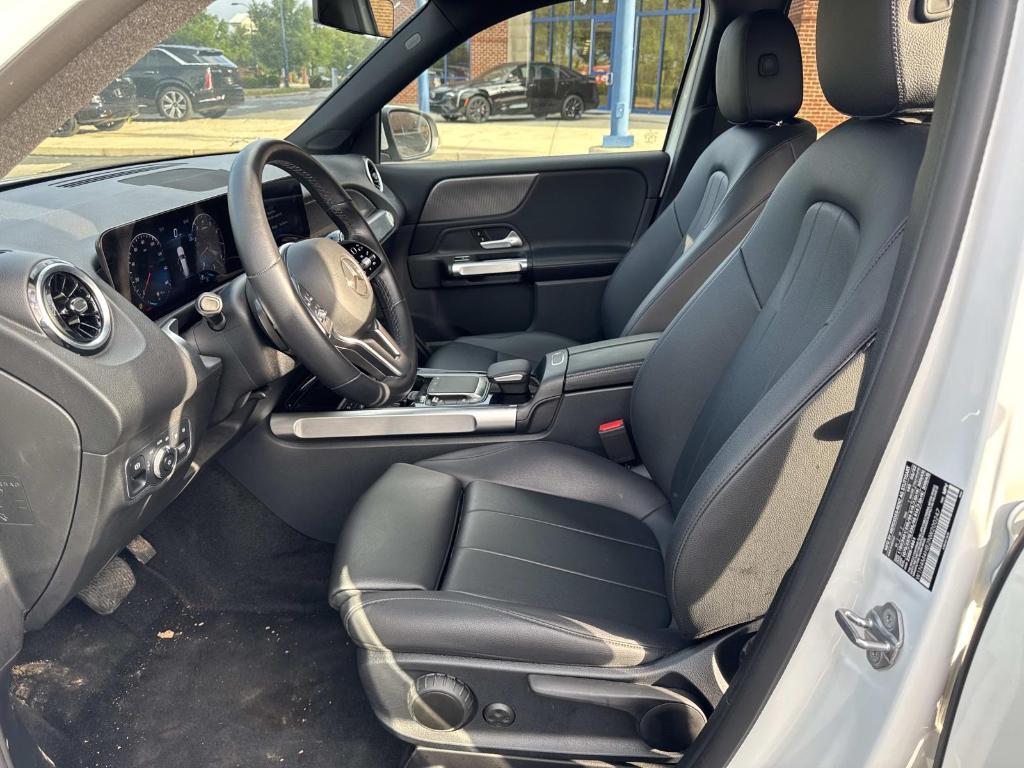 used 2022 Mercedes-Benz GLB 250 car, priced at $34,647