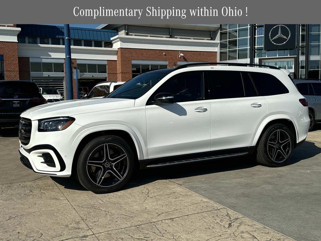 new 2025 Mercedes-Benz GLS 450 car