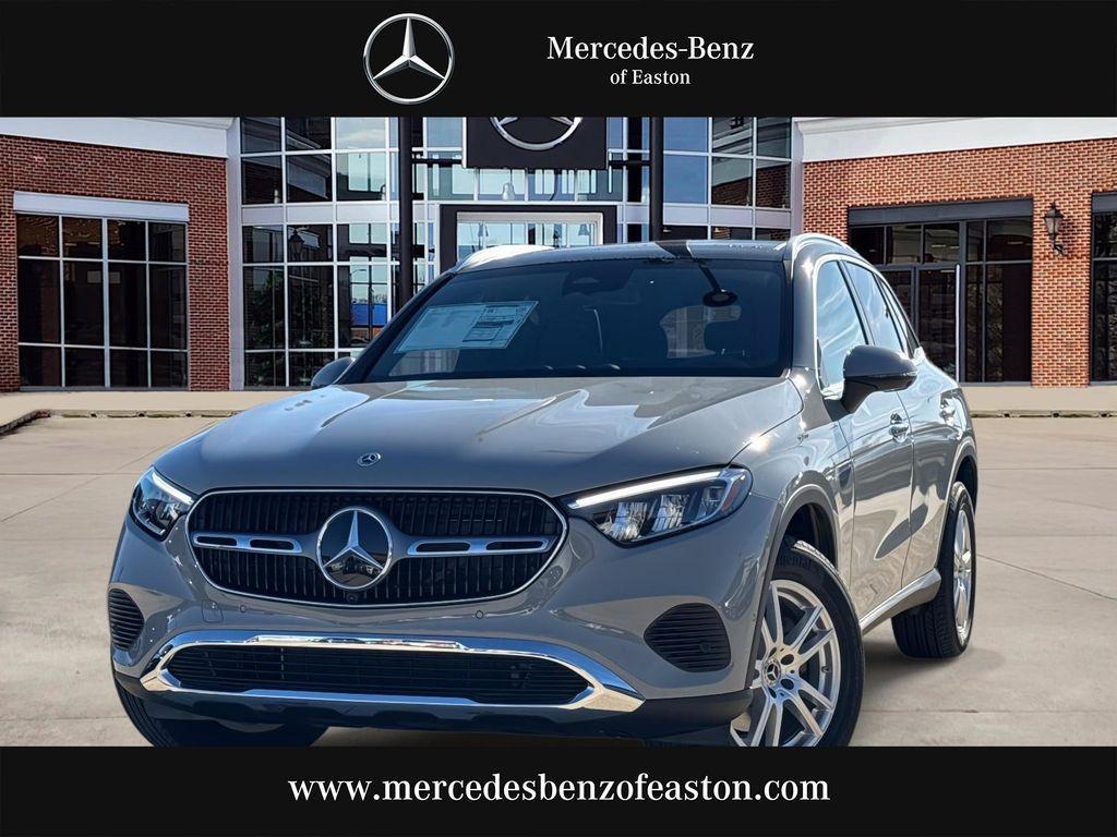 new 2026 Mercedes-Benz GLC 300 car, priced at $58,555