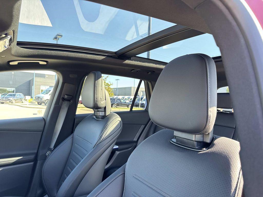 new 2026 Mercedes-Benz GLC 350e car, priced at $78,190