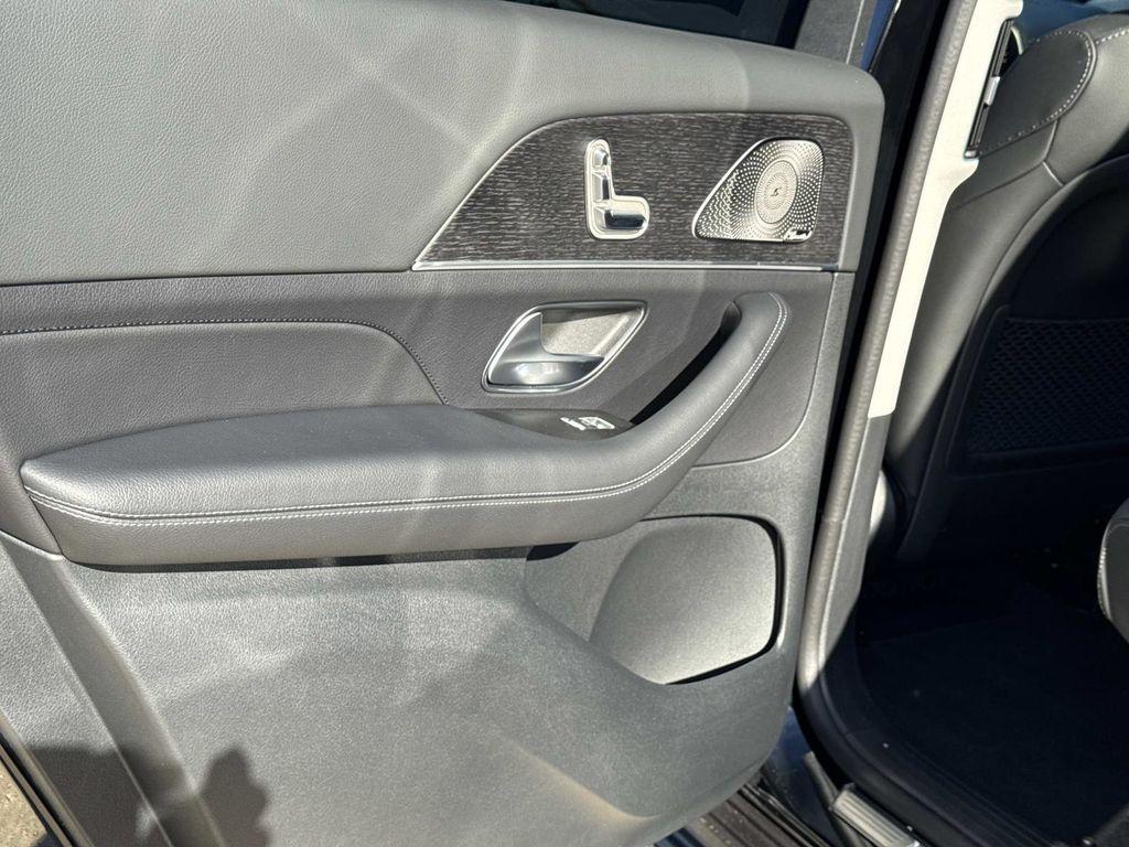 new 2026 Mercedes-Benz GLS 450 car, priced at $93,615