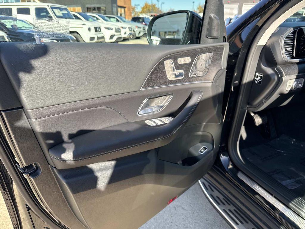 new 2026 Mercedes-Benz GLS 450 car, priced at $93,615