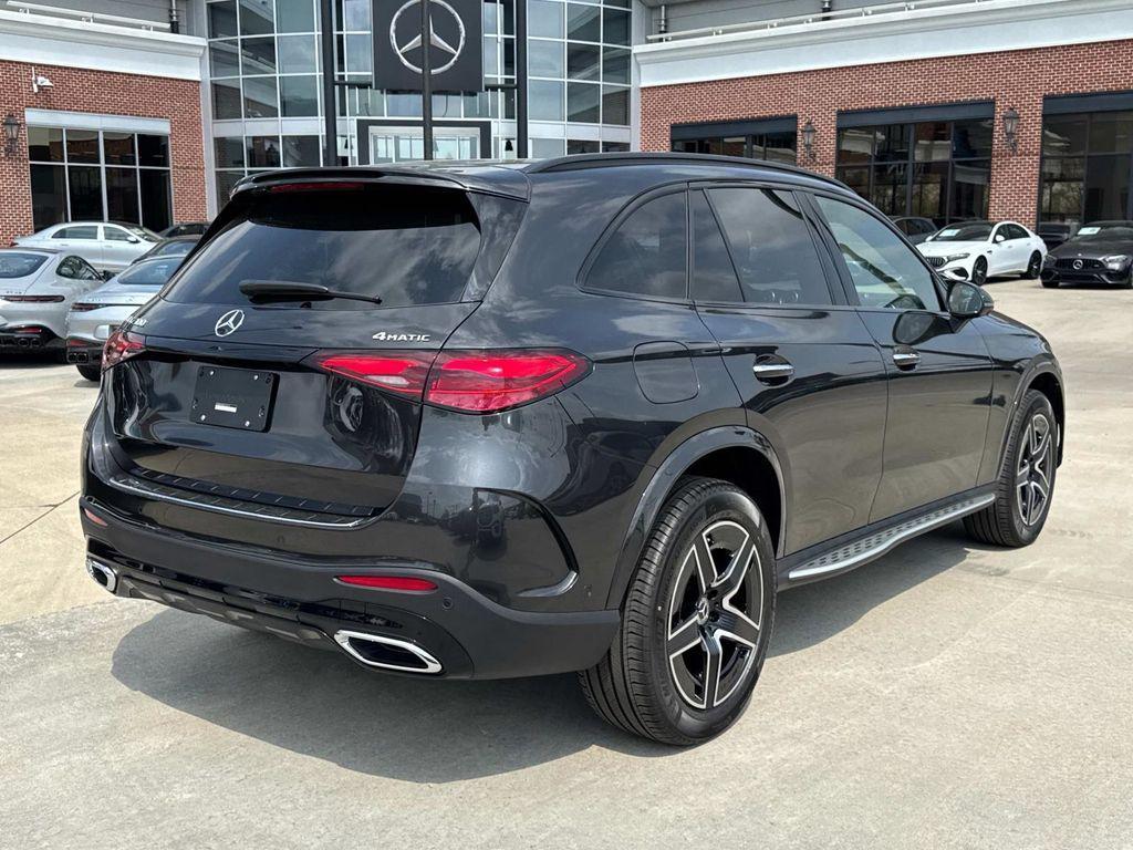 new 2025 Mercedes-Benz GLC 300 car, priced at $67,115
