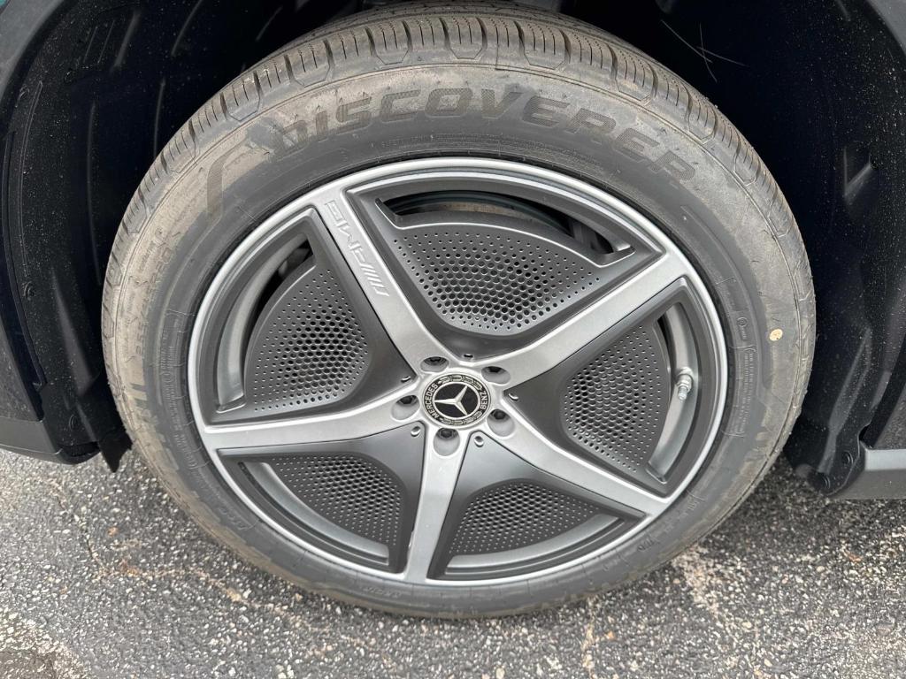 new 2025 Mercedes-Benz EQE 350 car, priced at $88,915