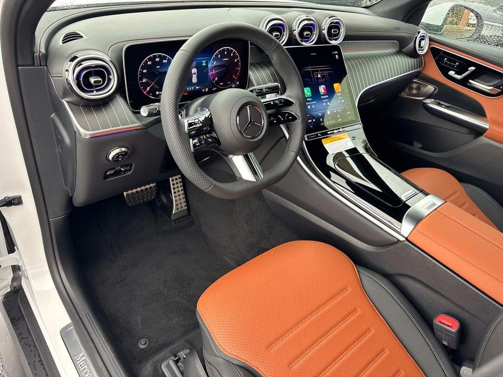 new 2025 Mercedes-Benz GLC 300 car, priced at $60,735