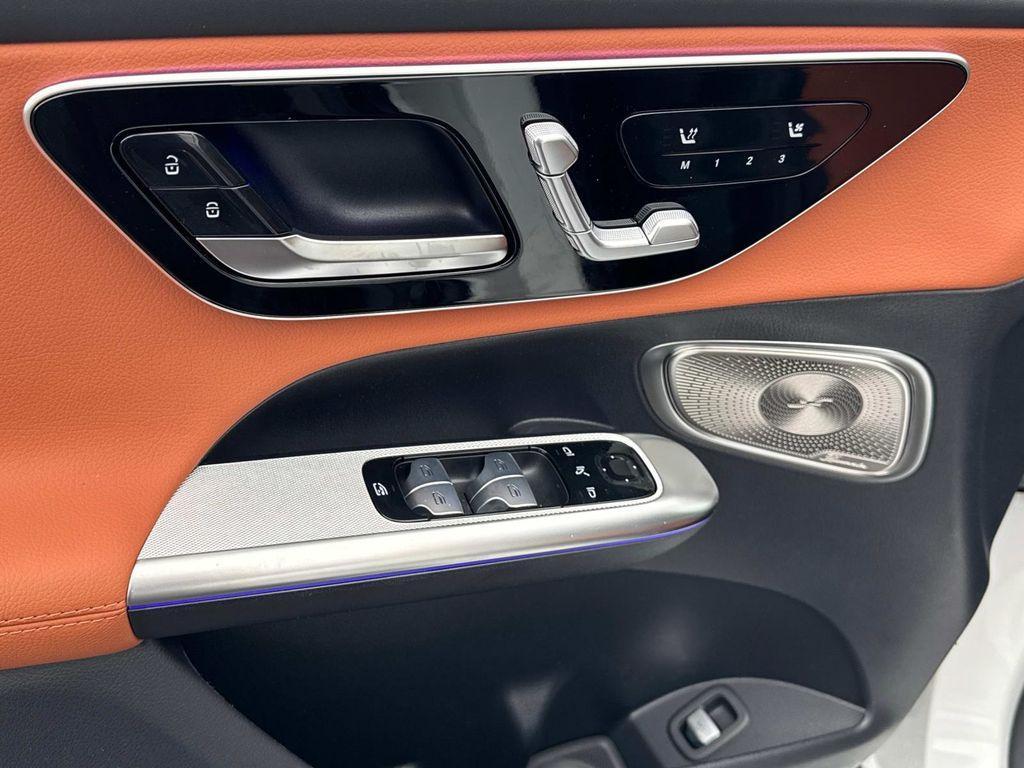 new 2025 Mercedes-Benz GLC 300 car, priced at $60,735