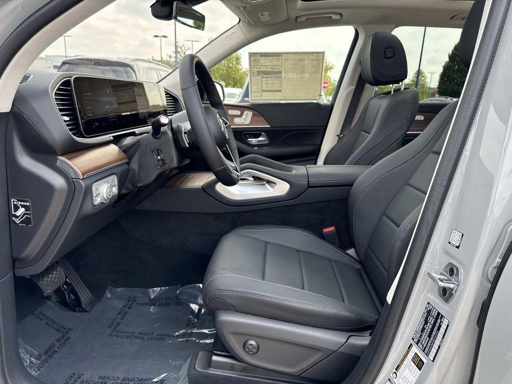 new 2026 Mercedes-Benz GLE 450 car, priced at $86,185
