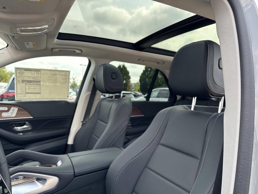 new 2026 Mercedes-Benz GLE 450 car, priced at $86,185