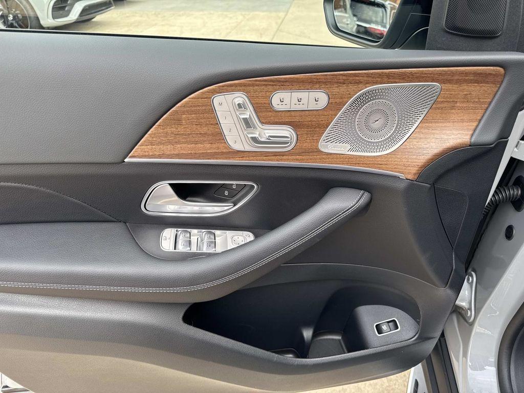 new 2026 Mercedes-Benz GLE 450 car, priced at $86,185