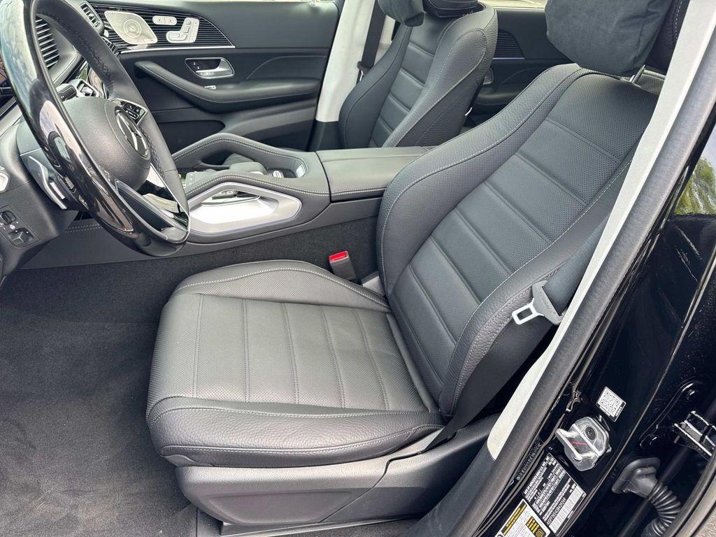 new 2025 Mercedes-Benz GLS 450 car, priced at $104,570