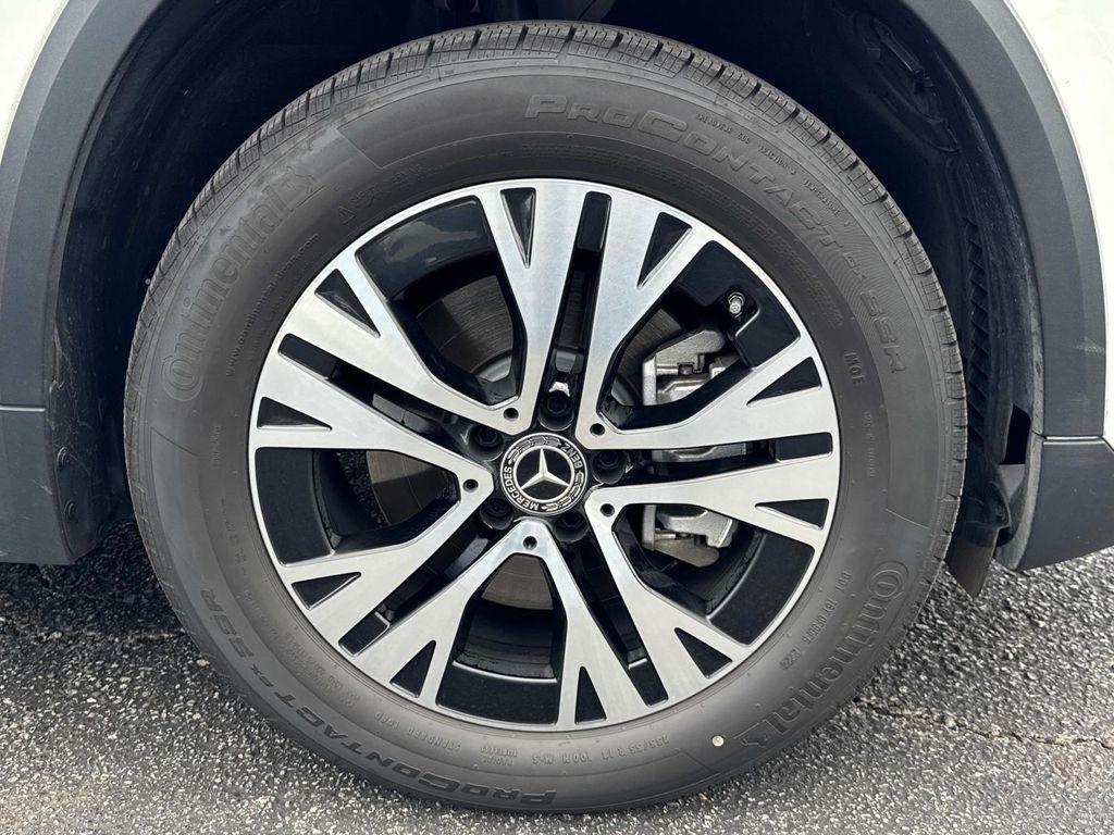 used 2025 Mercedes-Benz GLA 250 car, priced at $42,907