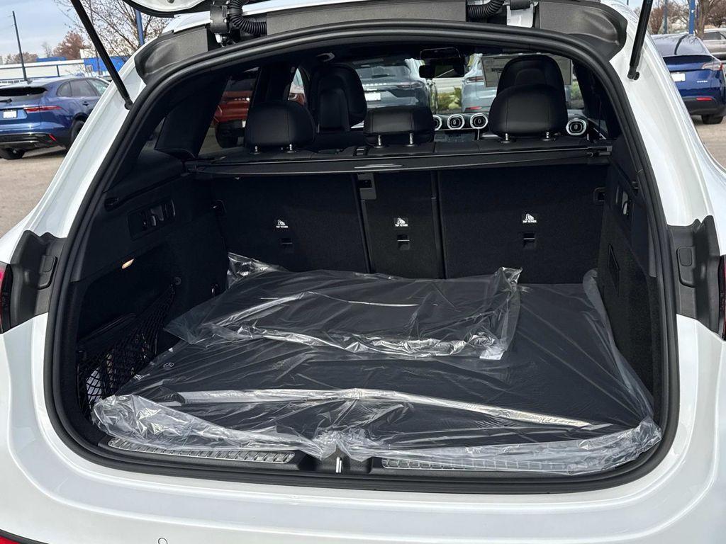 new 2026 Mercedes-Benz GLC 300 car, priced at $59,805