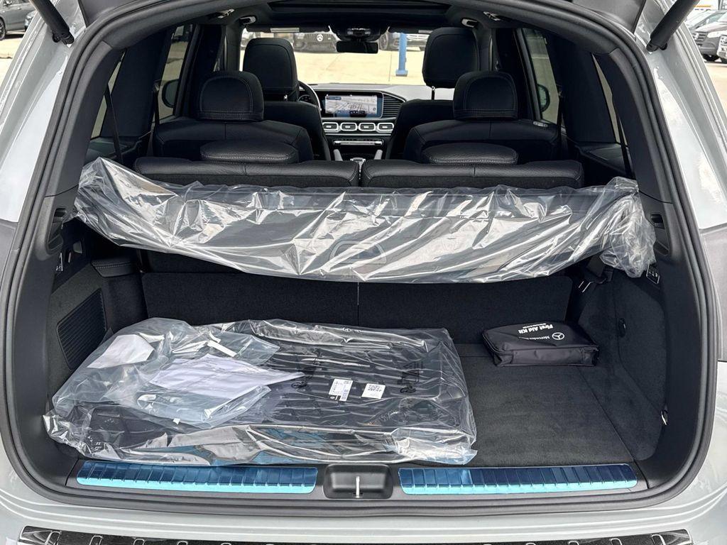 new 2025 Mercedes-Benz GLS 450 car, priced at $110,120