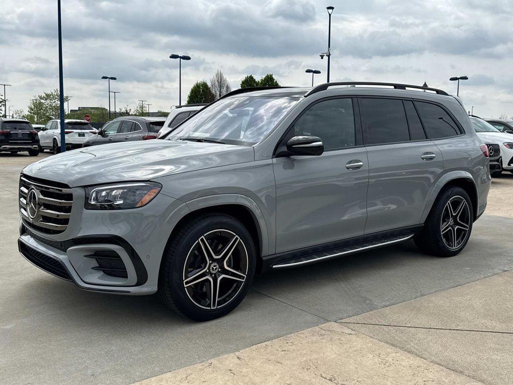 new 2025 Mercedes-Benz GLS 450 car, priced at $110,120