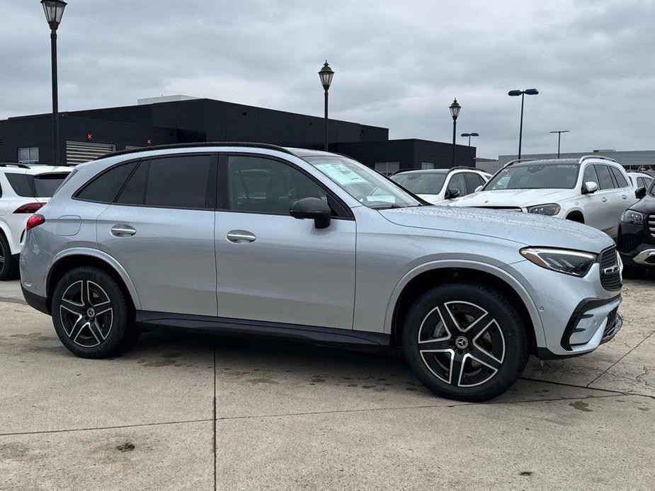 new 2025 Mercedes-Benz GLC 350e car, priced at $68,600