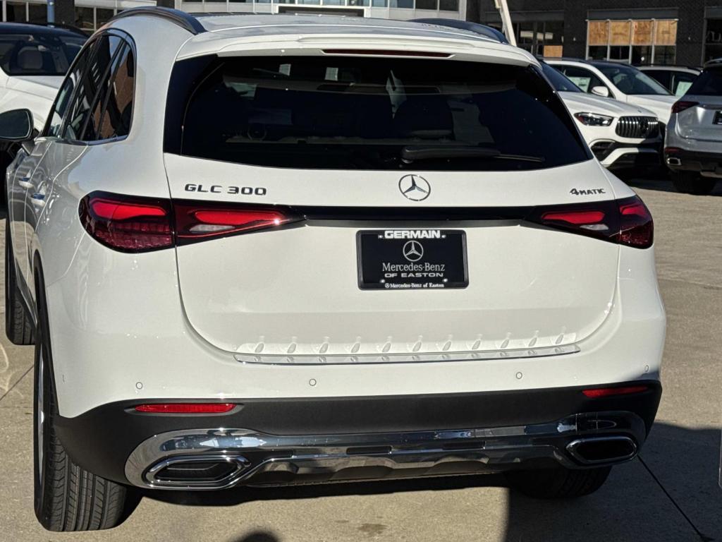 new 2026 Mercedes-Benz GLC 300 car, priced at $58,925