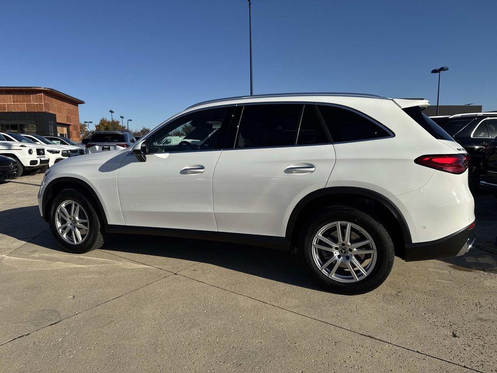 new 2026 Mercedes-Benz GLC 300 car, priced at $58,925