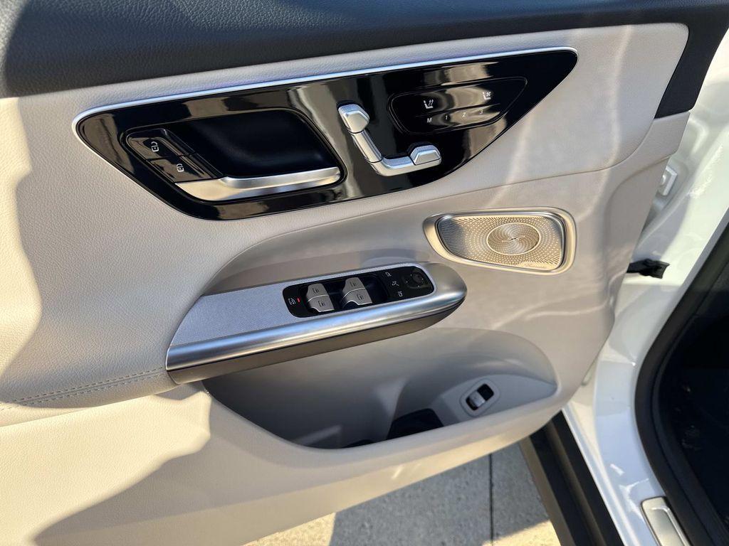 new 2026 Mercedes-Benz GLC 300 car, priced at $58,925