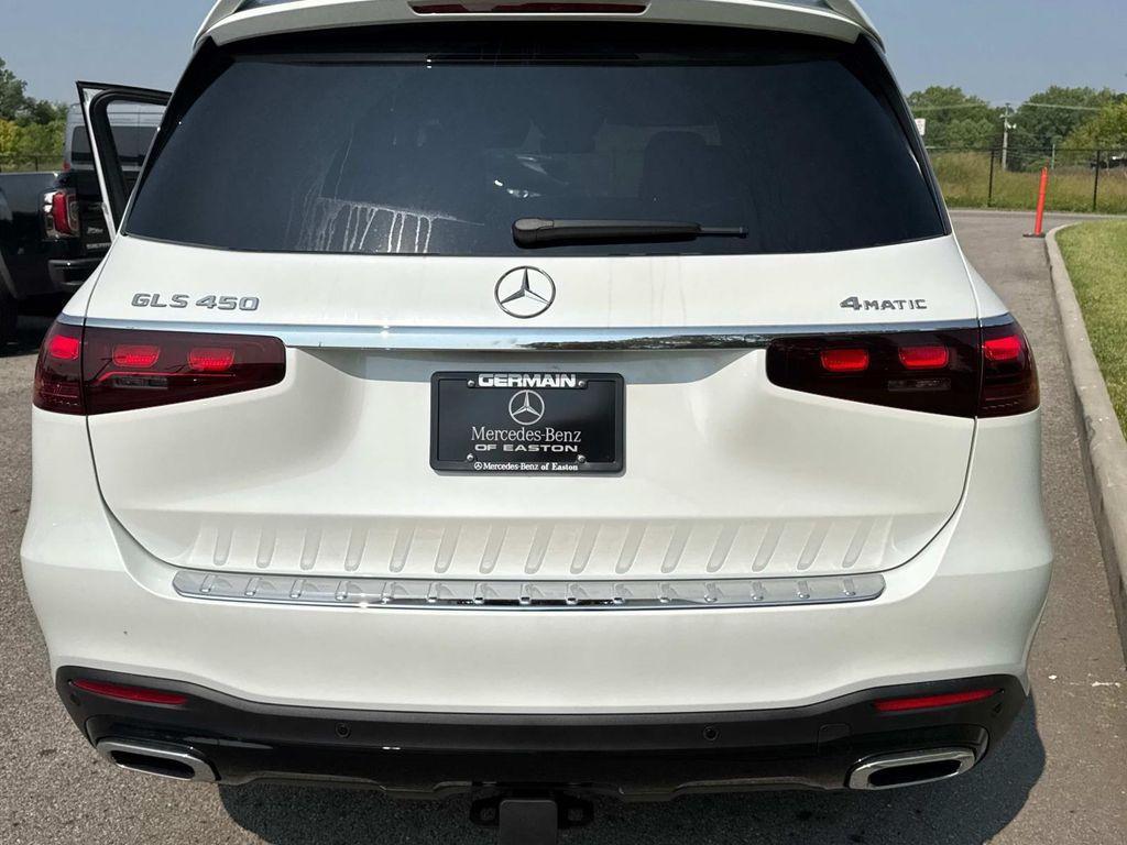 new 2025 Mercedes-Benz GLS 450 car, priced at $110,120