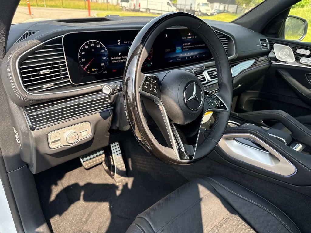 new 2025 Mercedes-Benz GLS 450 car, priced at $110,120