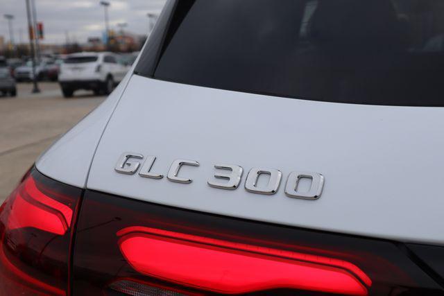 new 2024 Mercedes-Benz GLC 300 car, priced at $67,645