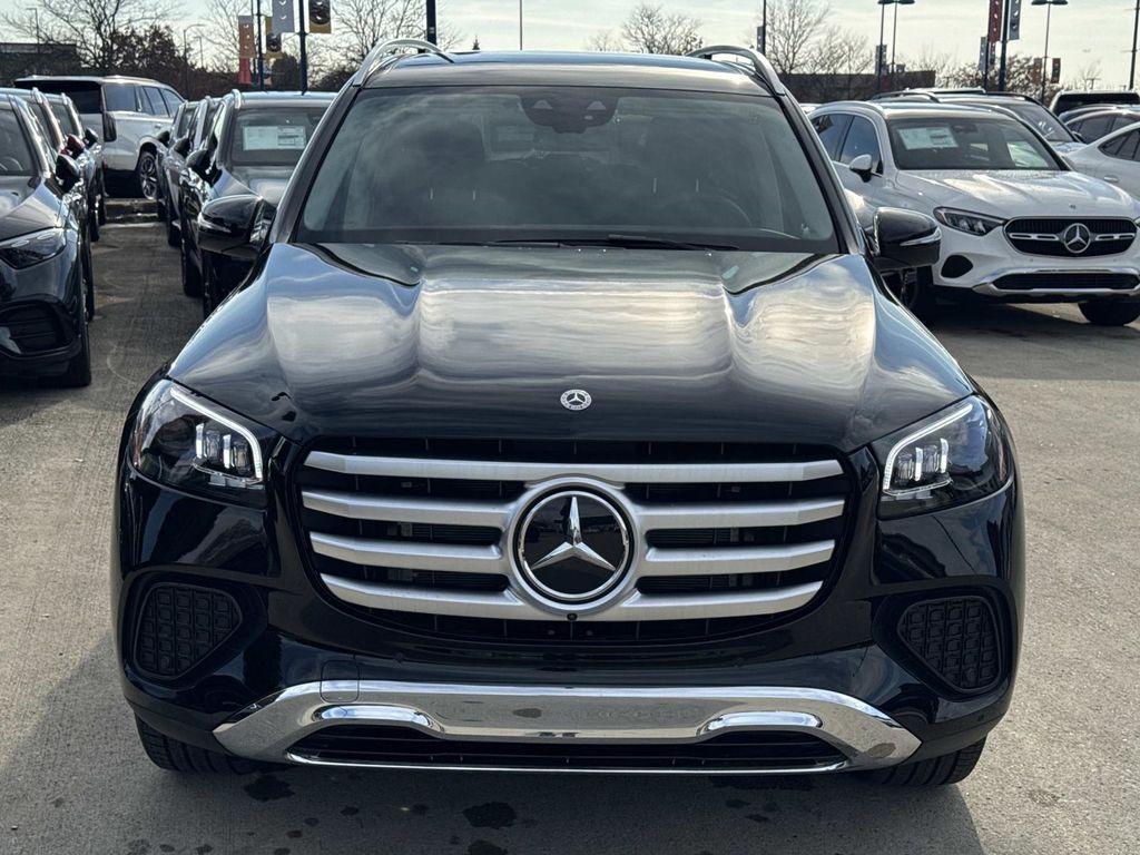 new 2026 Mercedes-Benz GLS 450 car, priced at $93,615