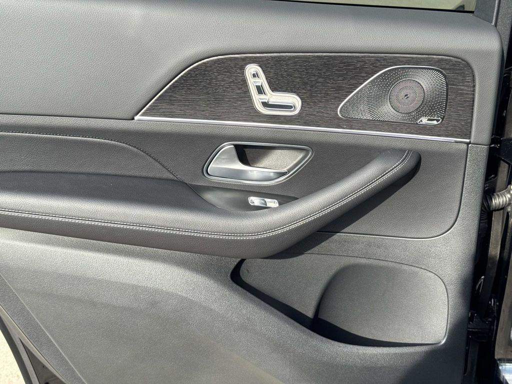 new 2026 Mercedes-Benz GLS 450 car, priced at $93,615