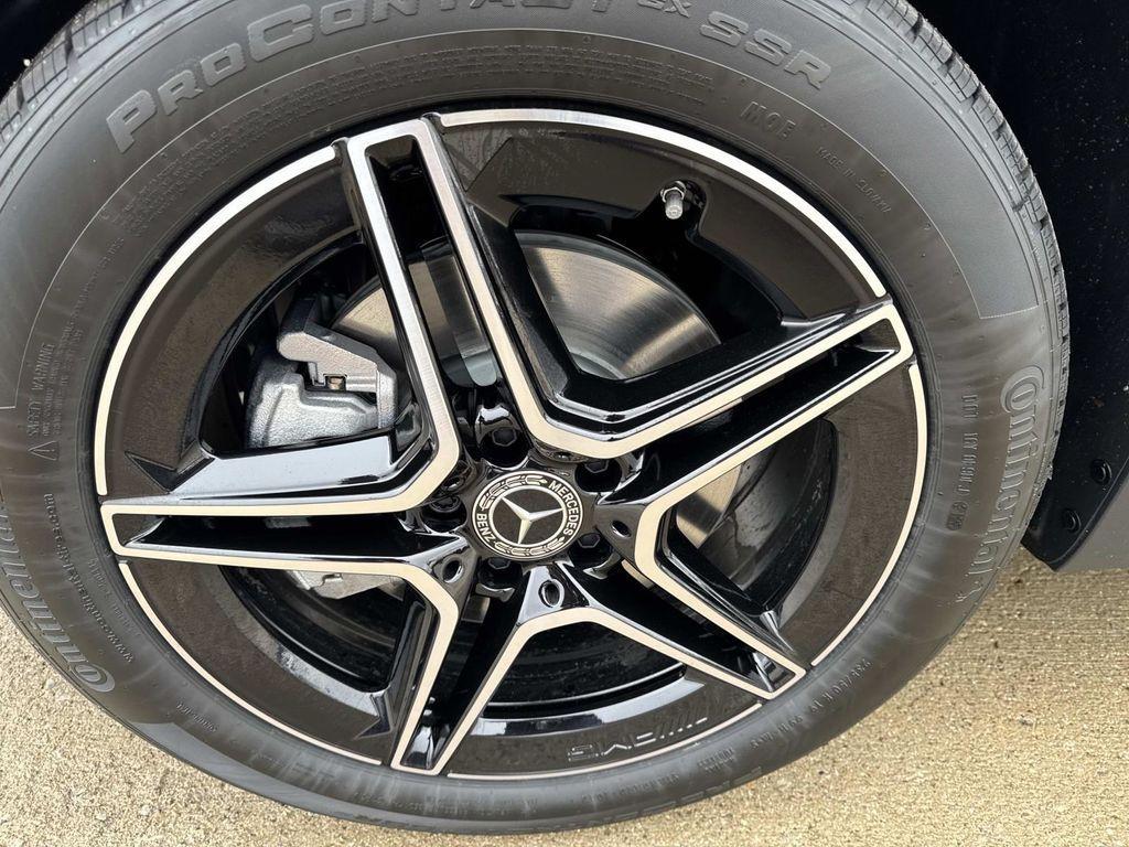 new 2026 Mercedes-Benz GLA 250 car, priced at $54,975