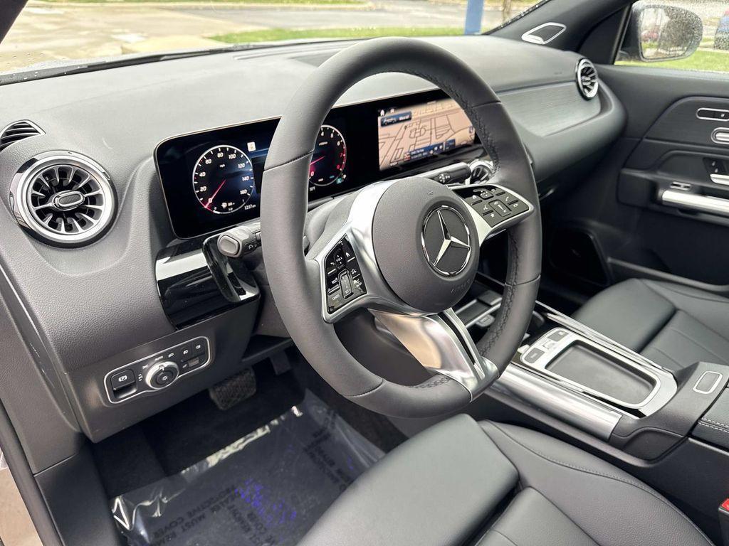 new 2026 Mercedes-Benz GLA 250 car, priced at $54,975