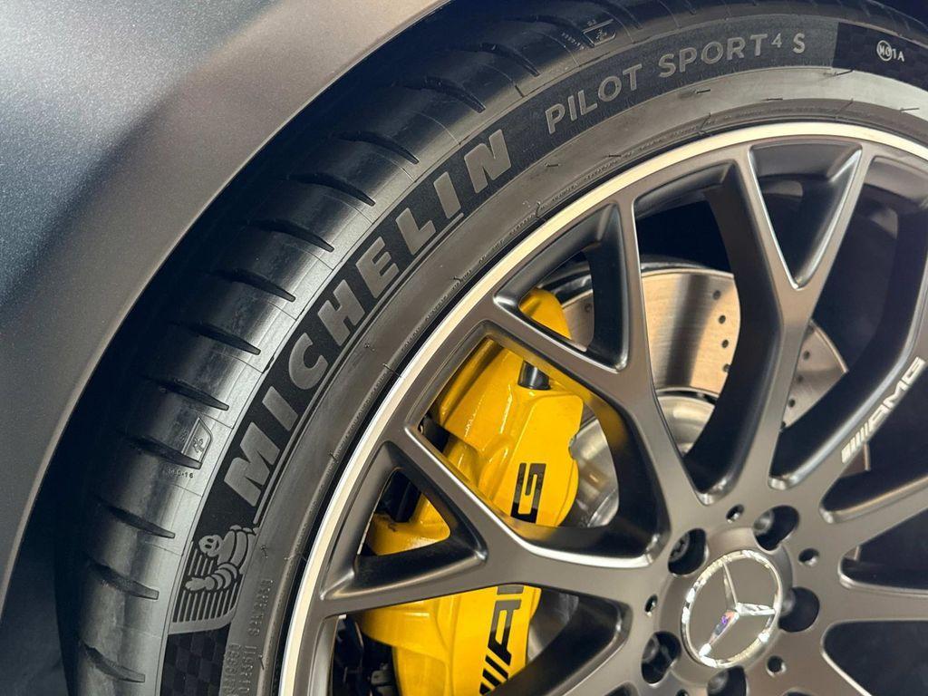 new 2025 Mercedes-Benz AMG SL 55 car, priced at $174,650