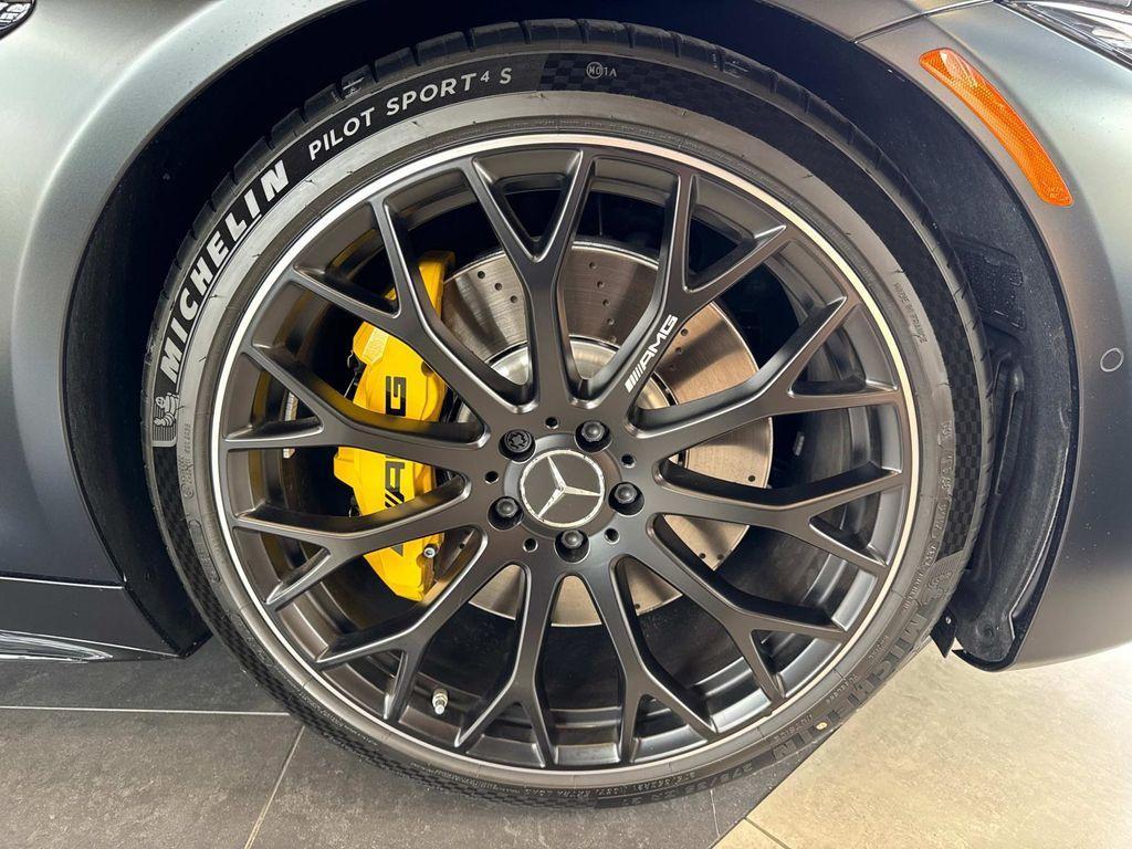 new 2025 Mercedes-Benz AMG SL 55 car, priced at $174,650