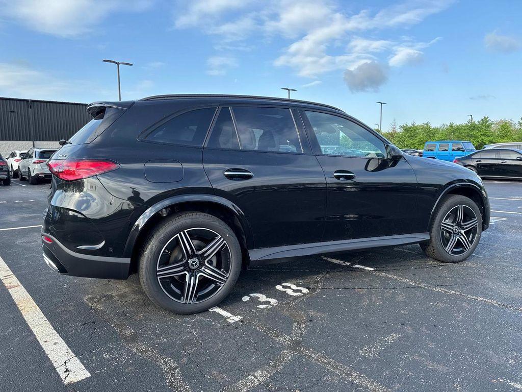 new 2025 Mercedes-Benz GLC 300 car, priced at $63,785