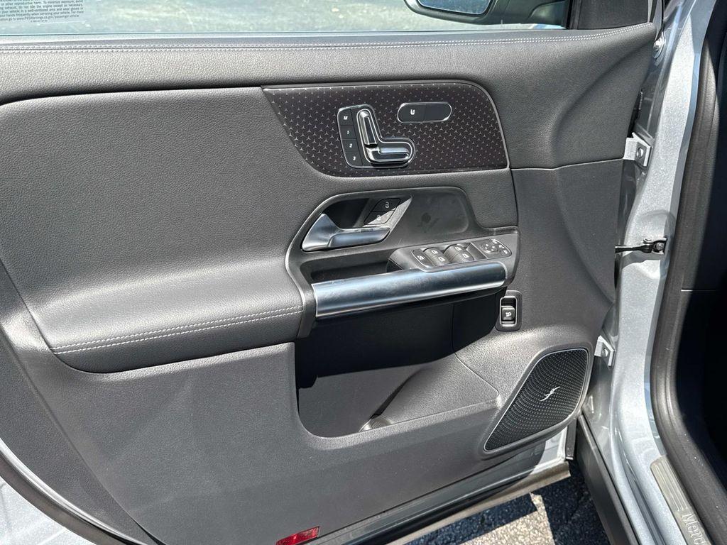 new 2026 Mercedes-Benz GLA 250 car, priced at $54,240
