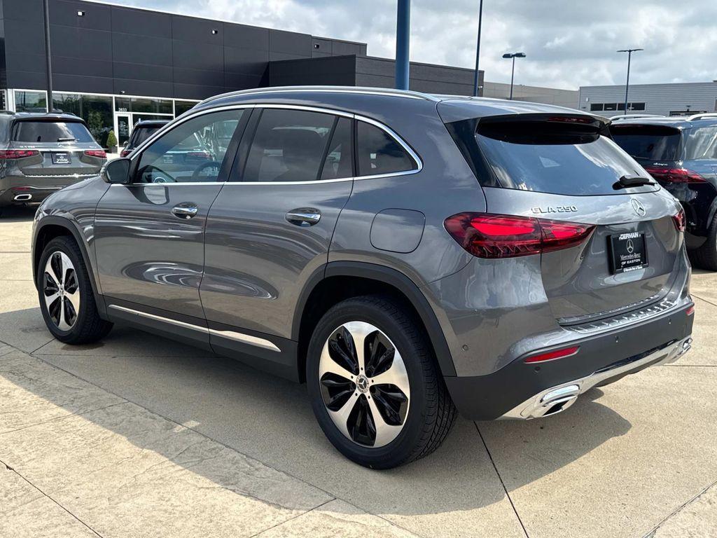 new 2026 Mercedes-Benz GLA 250 car, priced at $55,015