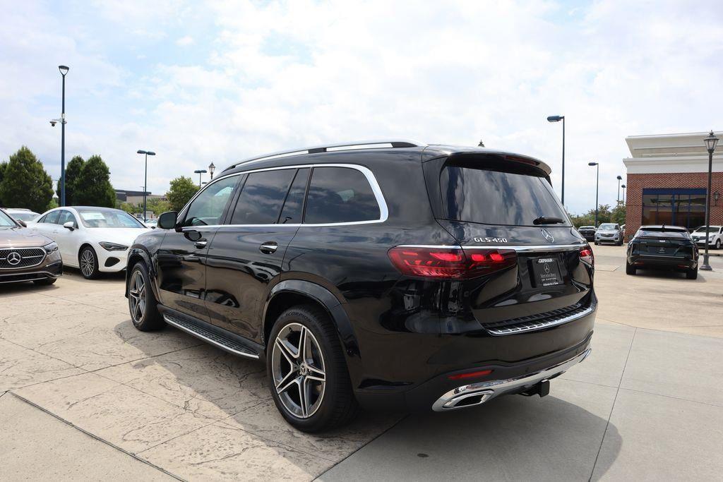 new 2024 Mercedes-Benz GLS 450 car