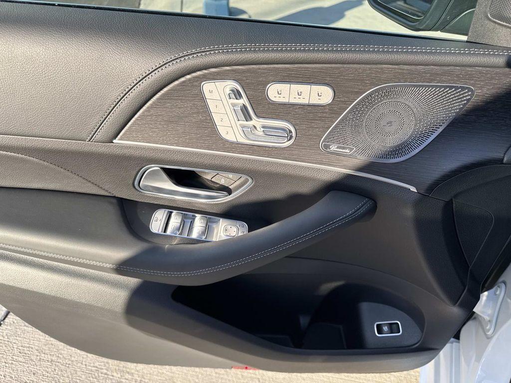 used 2025 Mercedes-Benz GLE 450 car, priced at $71,291