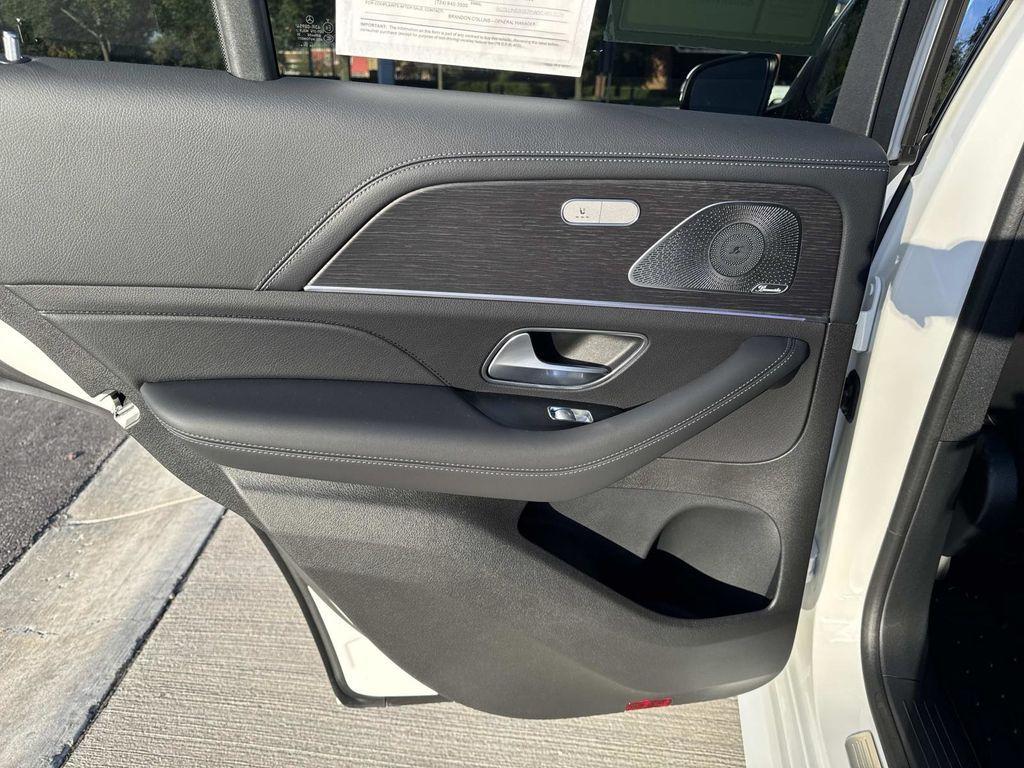 used 2025 Mercedes-Benz GLE 450 car, priced at $71,291