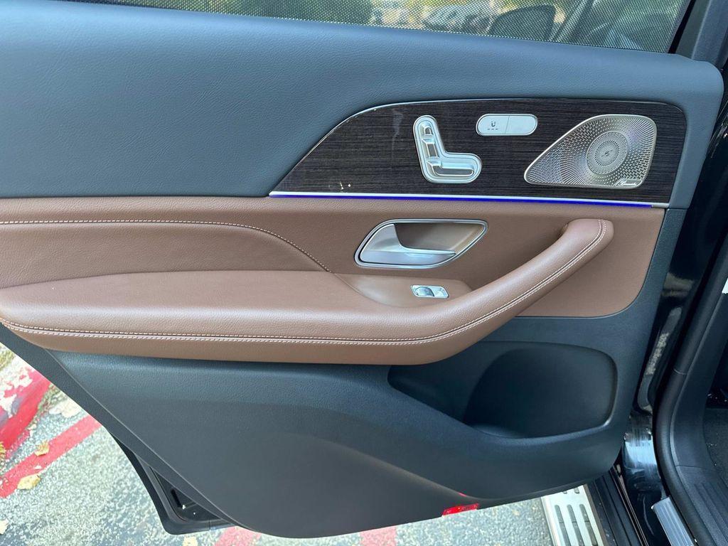 new 2026 Mercedes-Benz GLS 450 car, priced at $104,910