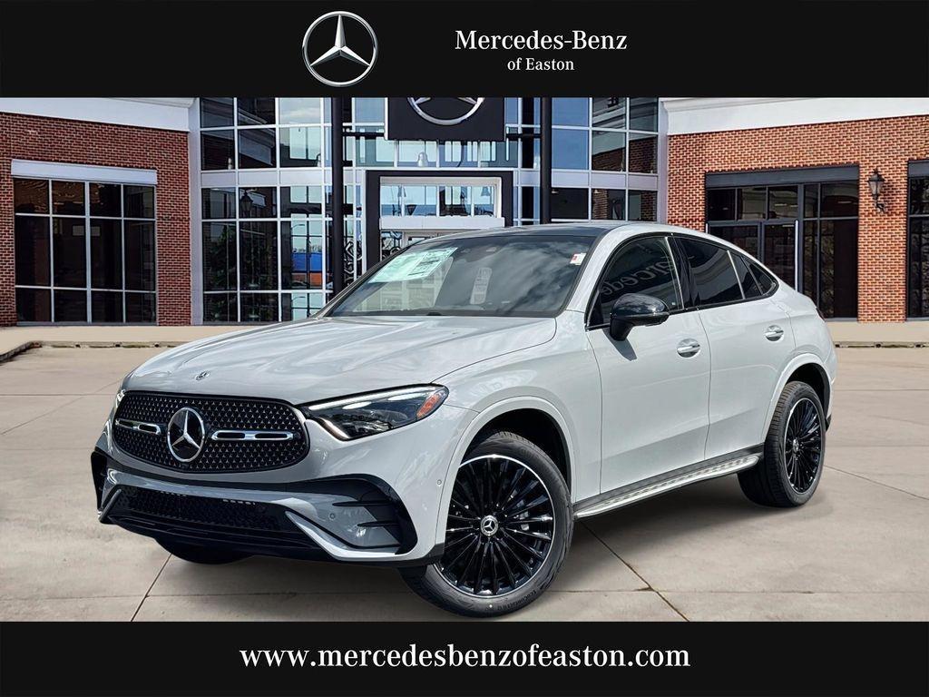 new 2025 Mercedes-Benz GLC 300 car