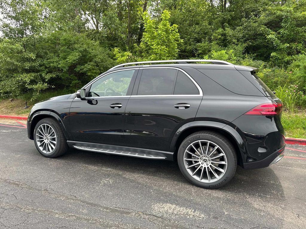new 2025 Mercedes-Benz GLE 450 car, priced at $90,320