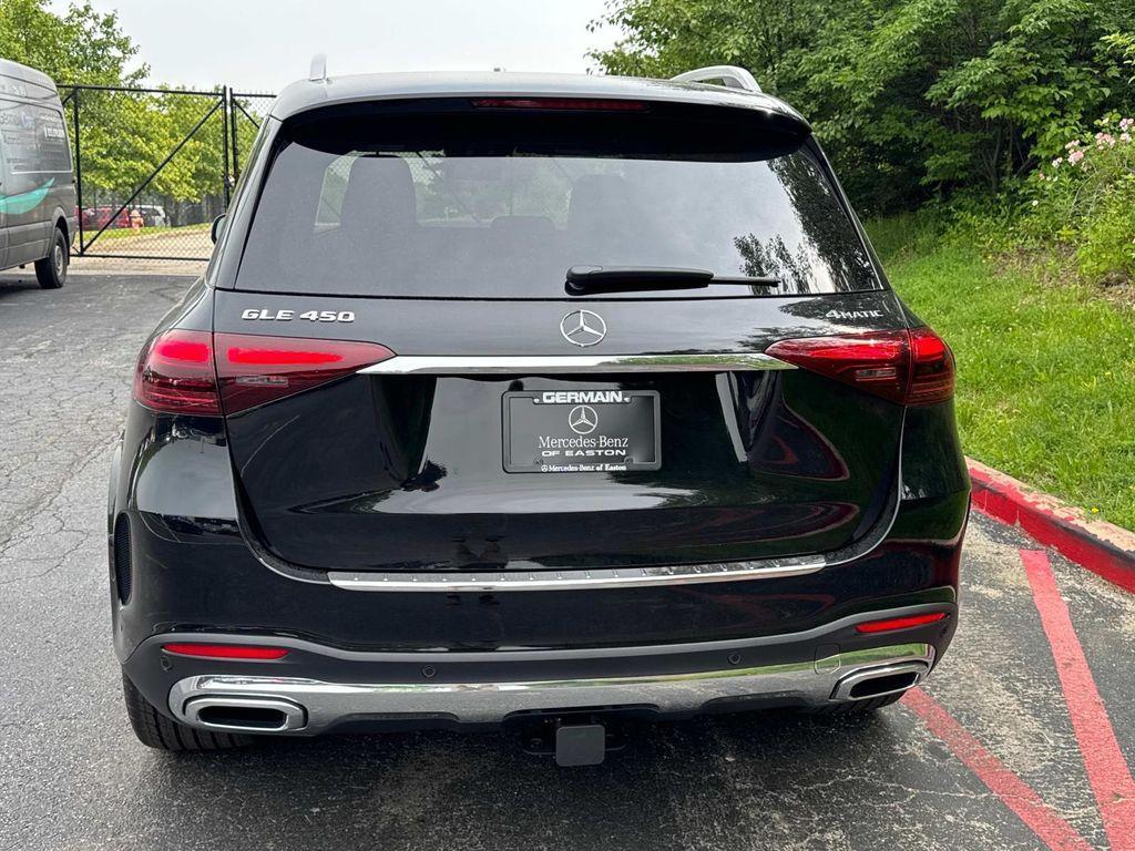 new 2025 Mercedes-Benz GLE 450 car, priced at $90,320