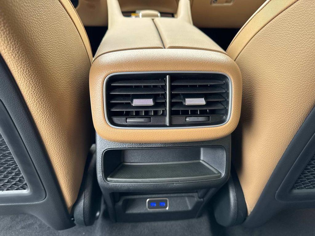 new 2025 Mercedes-Benz GLE 450 car, priced at $90,320