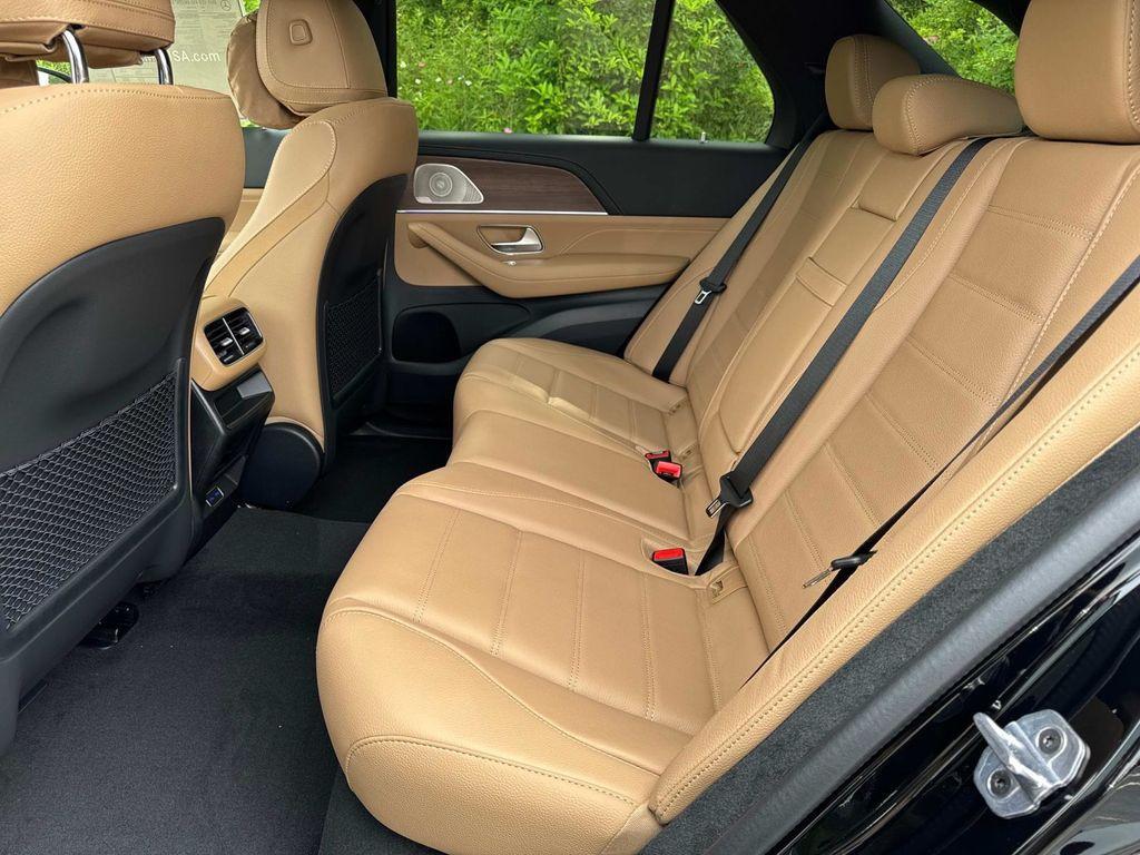 new 2025 Mercedes-Benz GLE 450 car, priced at $90,320