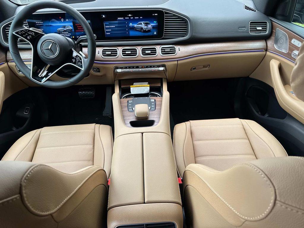 new 2025 Mercedes-Benz GLE 450 car, priced at $90,320
