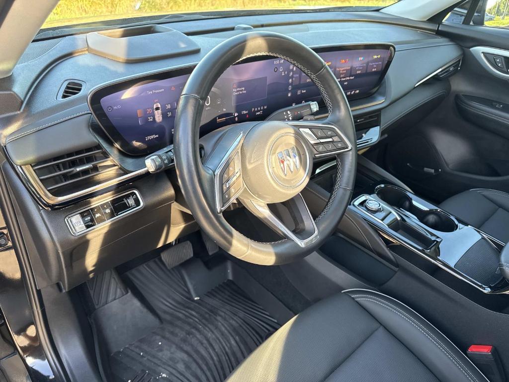 used 2024 Buick Envision car, priced at $35,692