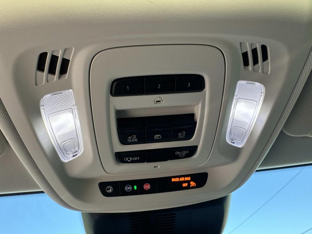 used 2024 Buick Envision car, priced at $35,692