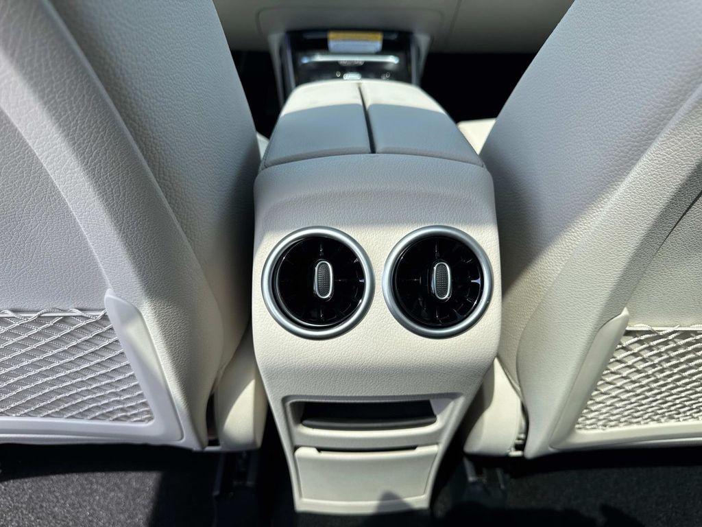 new 2025 Mercedes-Benz GLB 250 car, priced at $54,965