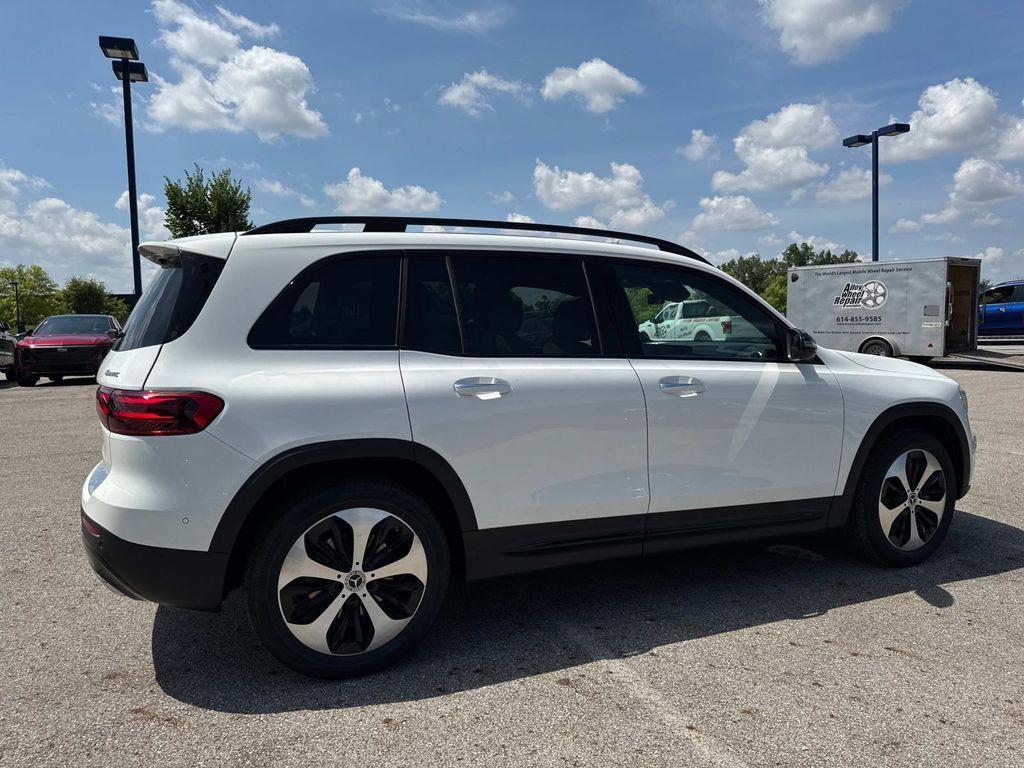 new 2025 Mercedes-Benz GLB 250 car, priced at $54,965