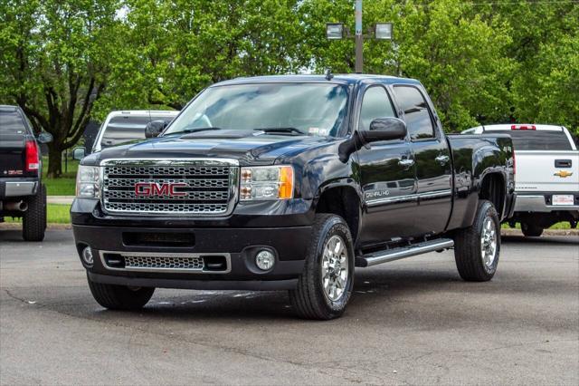 used 2013 GMC Sierra 2500 car, priced at $25,000