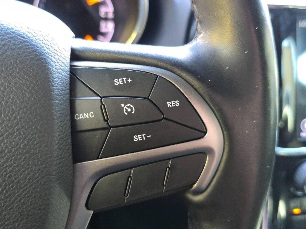 used 2020 Jeep Grand Cherokee car, priced at $15,000